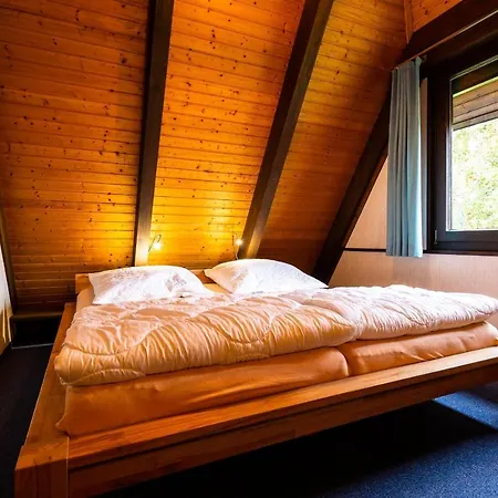 Dom wakacyjny Ferienwohnpark Nurdachhaus Typ 8 Ndt 095 *